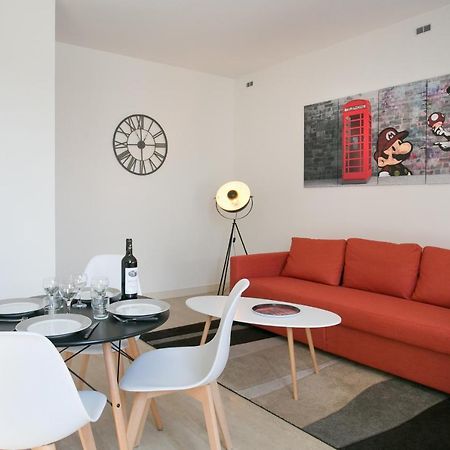 Appartement Avec Terrasse Perigueux Bagian luar foto