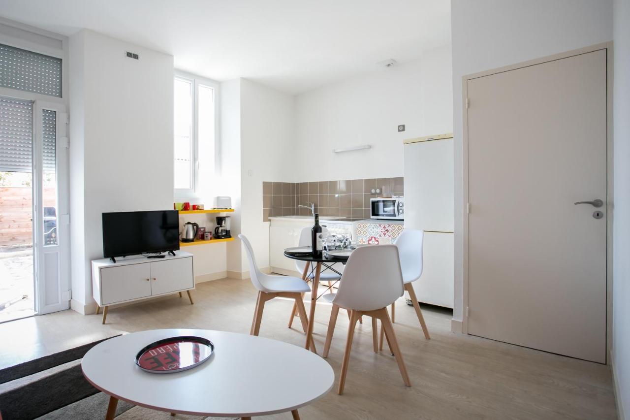 Appartement Avec Terrasse Perigueux Bagian luar foto